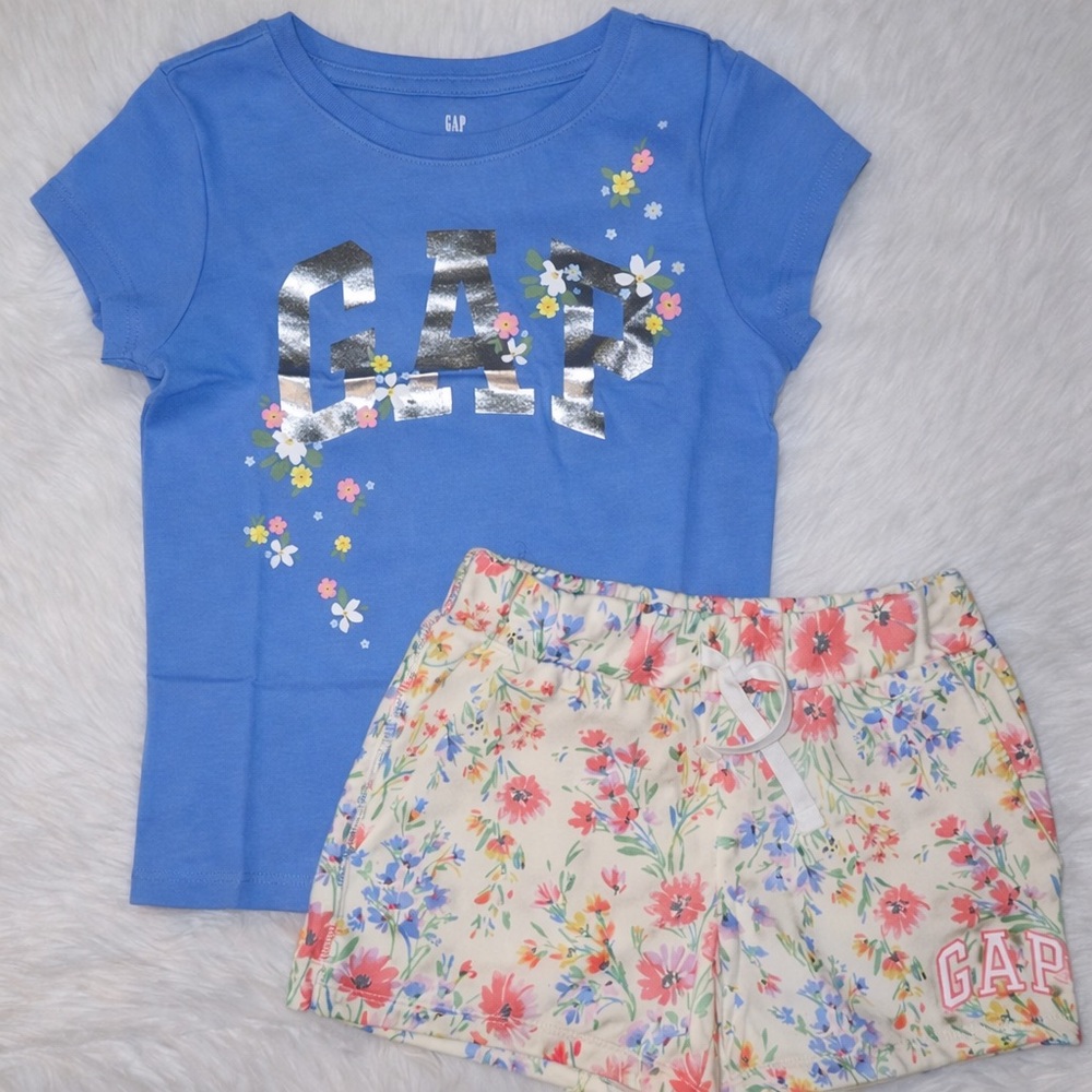 GAP Blue Tee with Floral Print Shorts